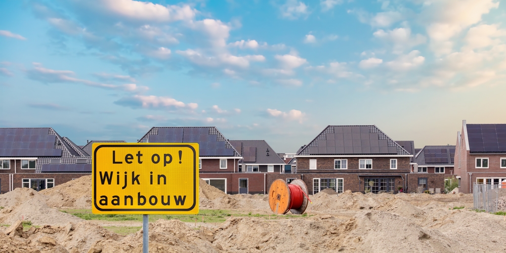 Renovlies voor nieuwbouw in Deventer. Krijg 10% korting op het behangen en sauzen van wanden.